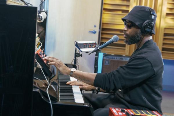 CORY HENRY 16