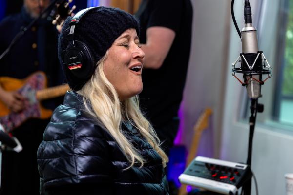 PAULA COLE 09